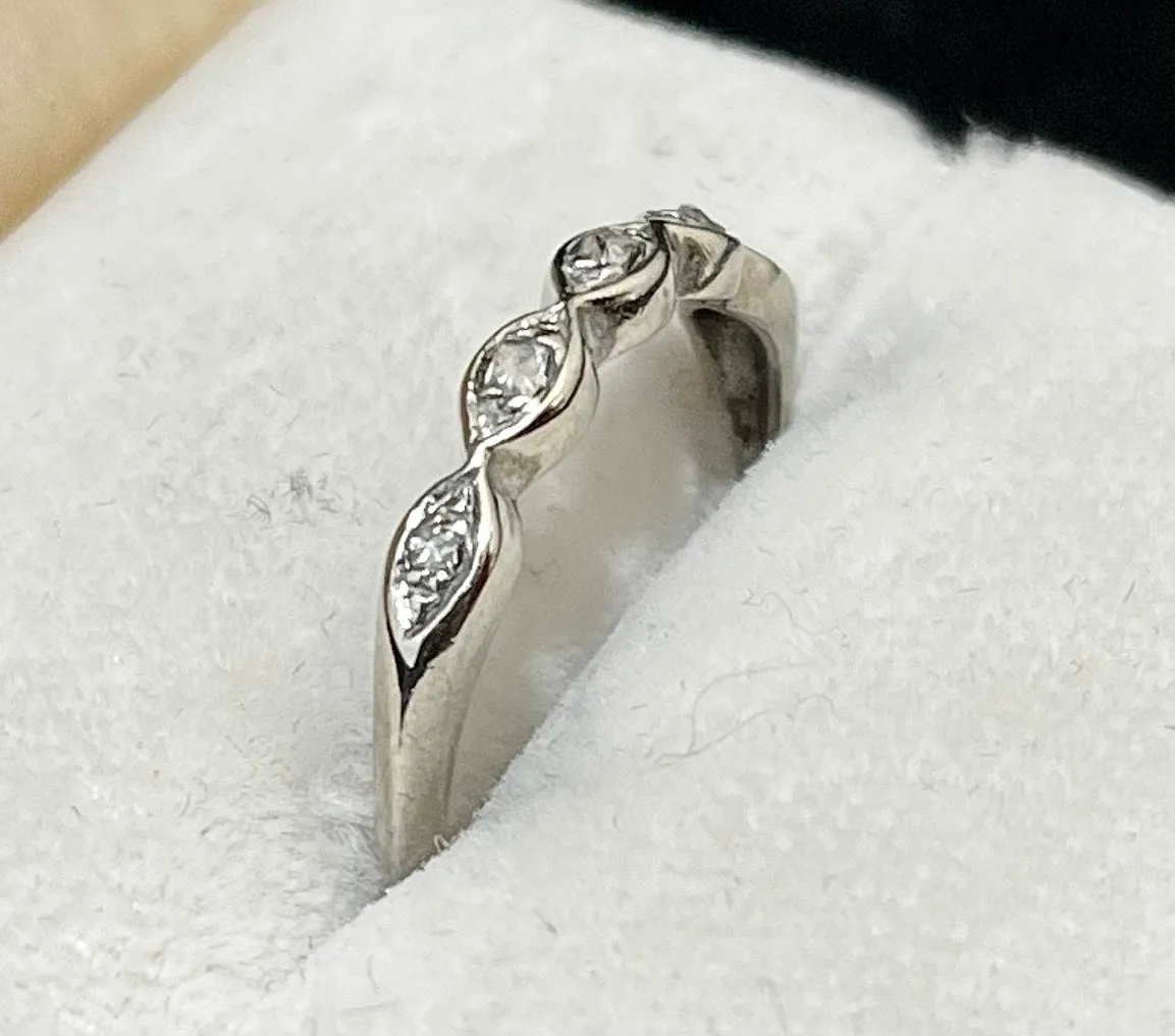 1920s Intricate Design SWG Diamond Ring - $3K Appraisal Value w/CoA!