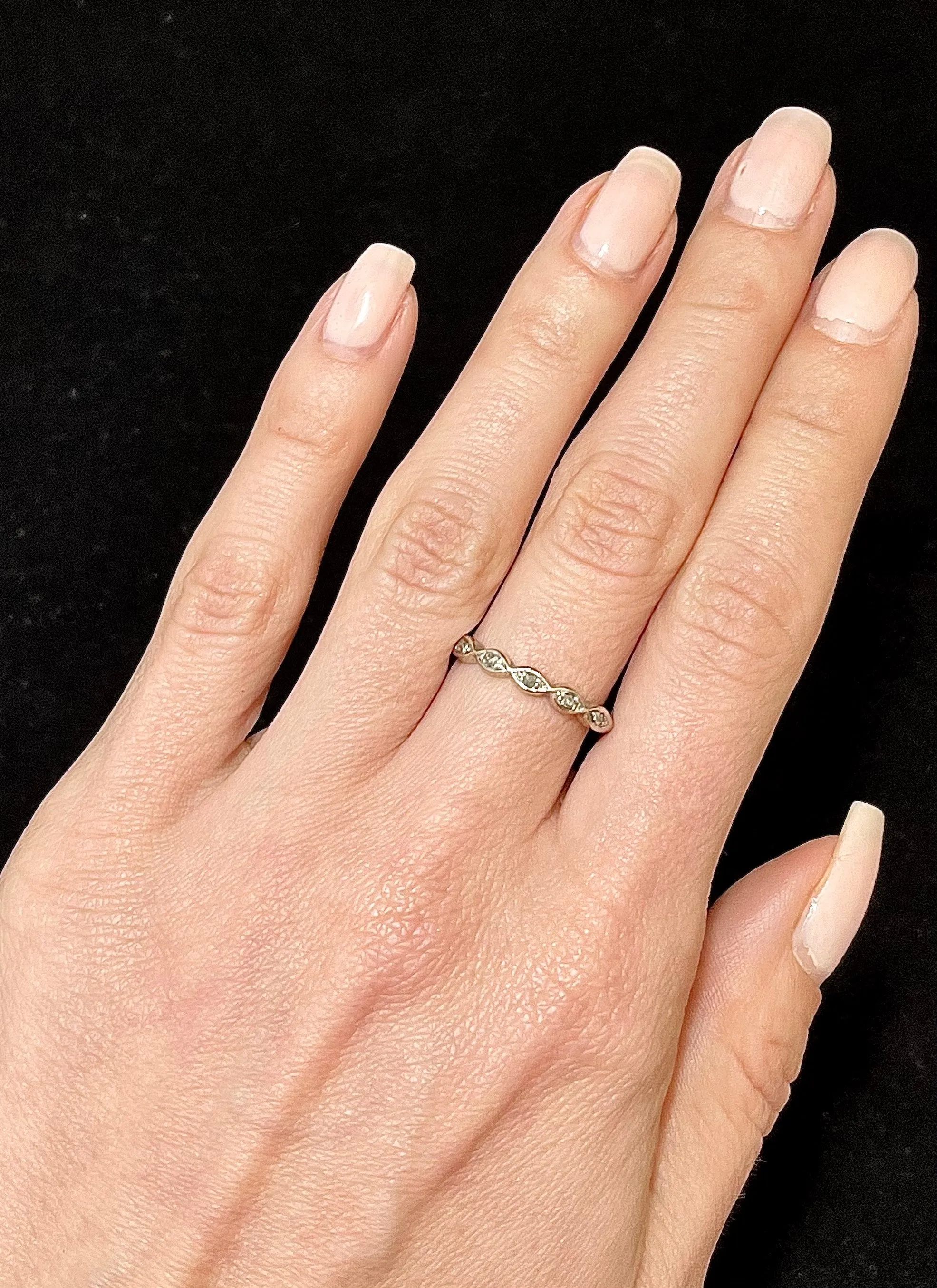 1920s Intricate Design SWG Diamond Ring - $3K Appraisal Value w/CoA!