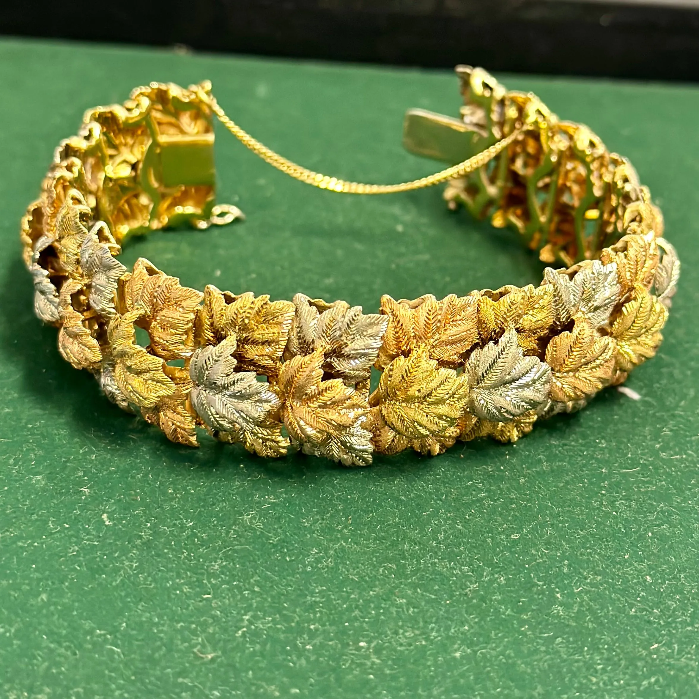 1940s STUNNING 18K BUCCELATTI TRI-COLOR GOLD LEAF LINK BRACELET - $100k APR wCoA