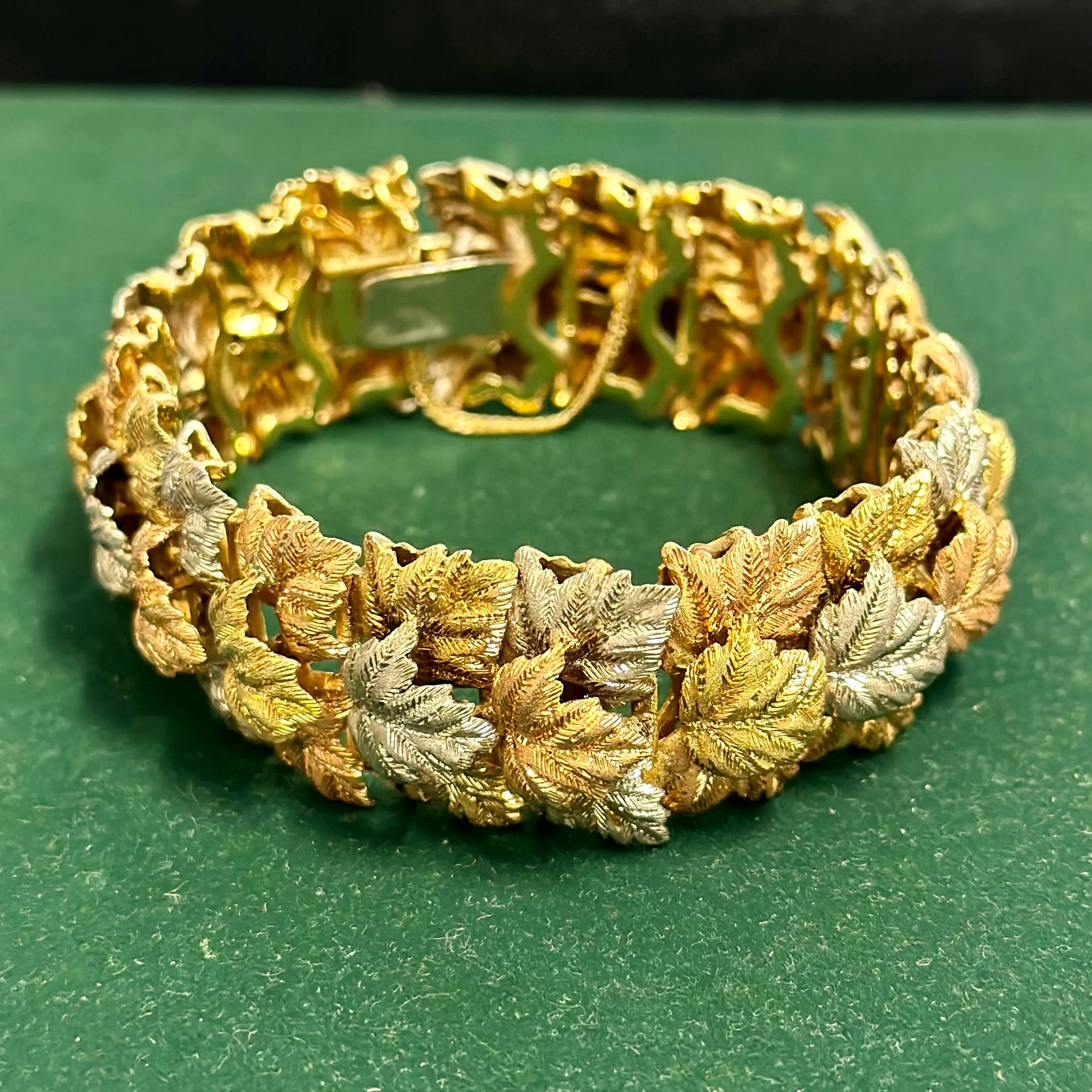 1940s STUNNING 18K BUCCELATTI TRI-COLOR GOLD LEAF LINK BRACELET - $100k APR wCoA