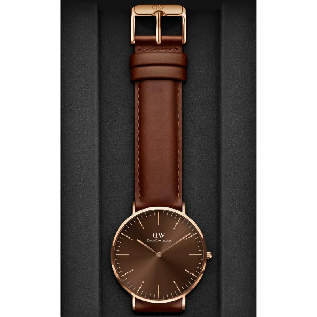 Daniel Wellington Brown Dial Men Analogue Watch - DW00100627