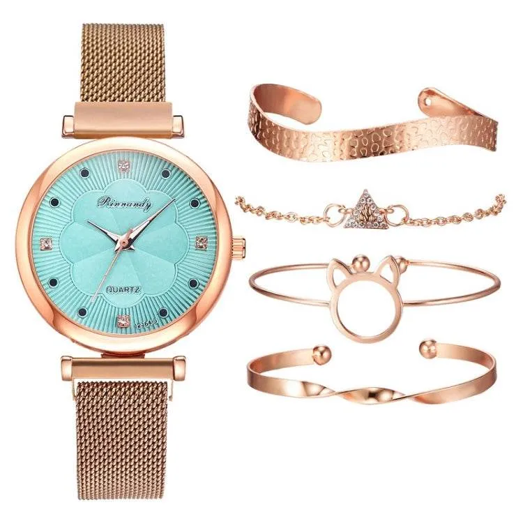 Elegant Floral Dial Quartz Watch for Women with Alloy Mesh and Magnet Buckle
