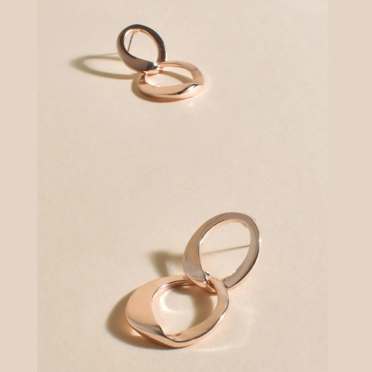 Essential Metal Link Earrings (Rose)