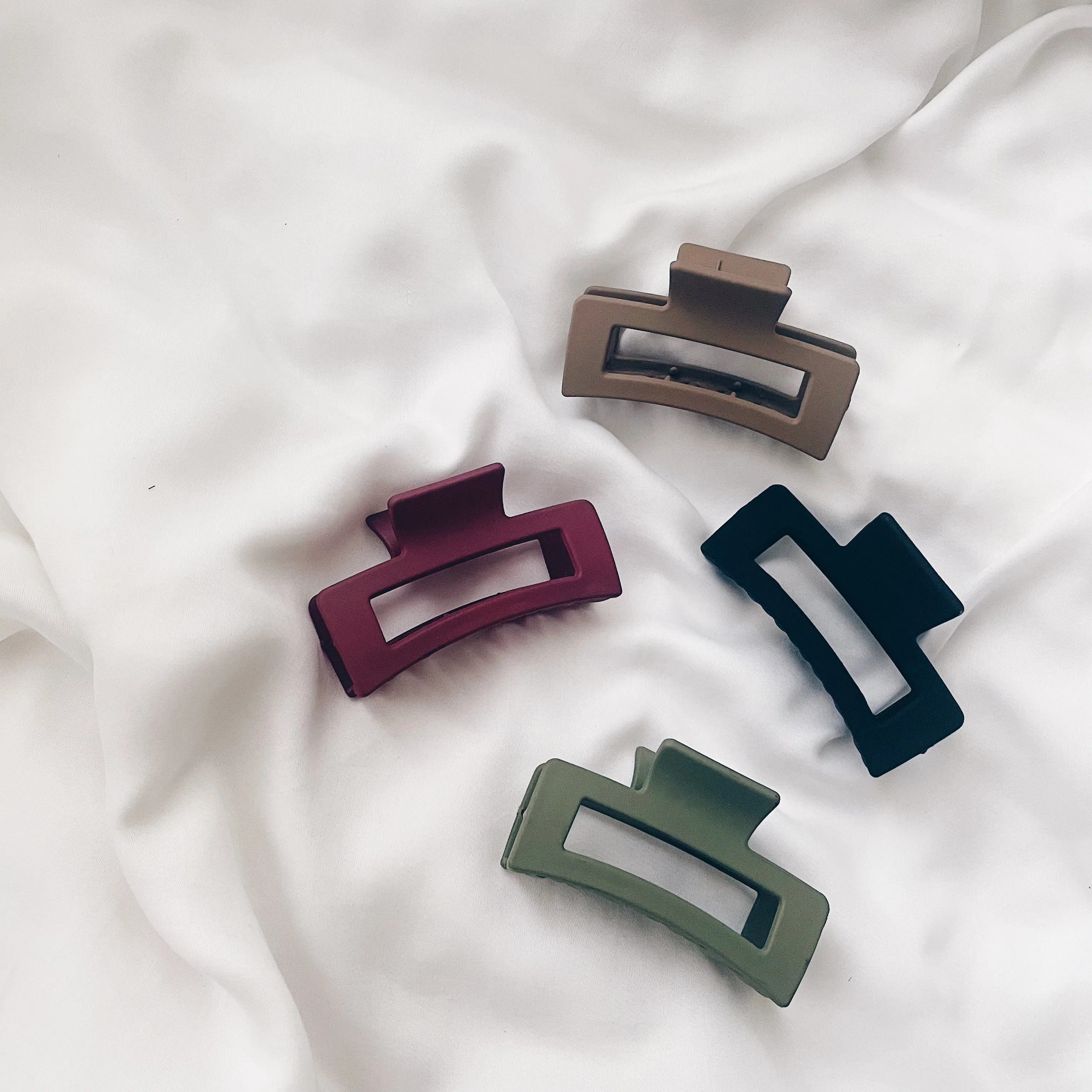 Hair Claw : Marroon & Sage