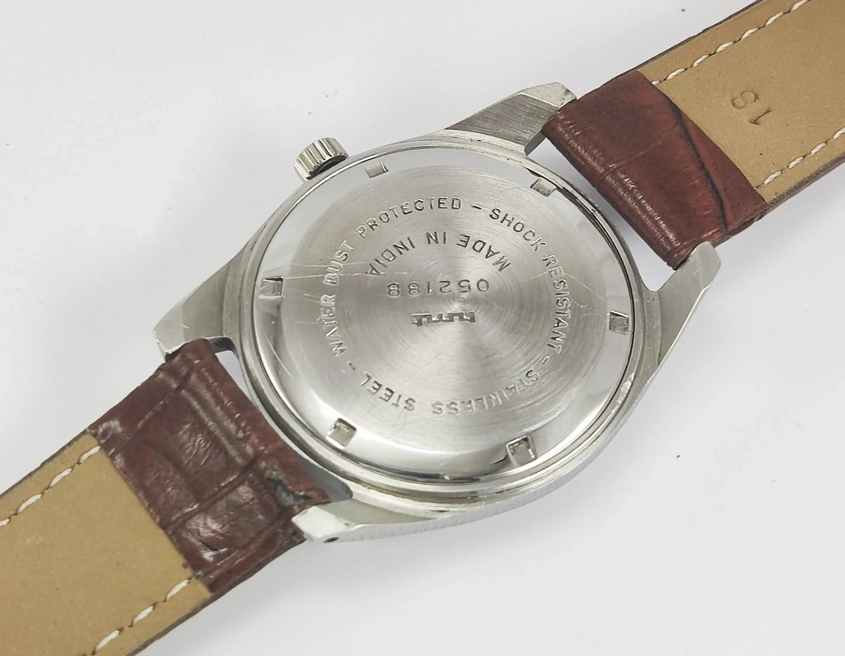 HMT Jawan Para Shock 17 Jewels Red Dial Mechanical Hand winding Men's Wrist Watch