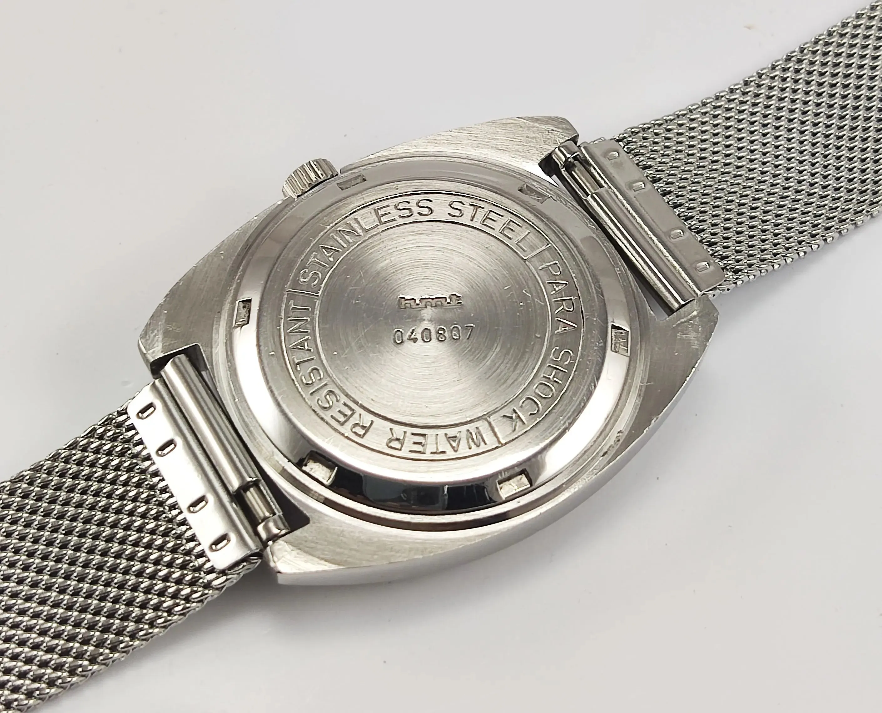 HMT Kohinoor Para Shock 17 Jewels Sun Yellow Dial Mechanical Hand winding Men's Wrist Watch