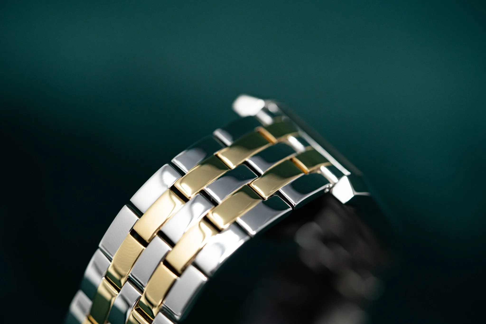 Roamer Swiss Watch Classic Vanguard Rectangular Gold