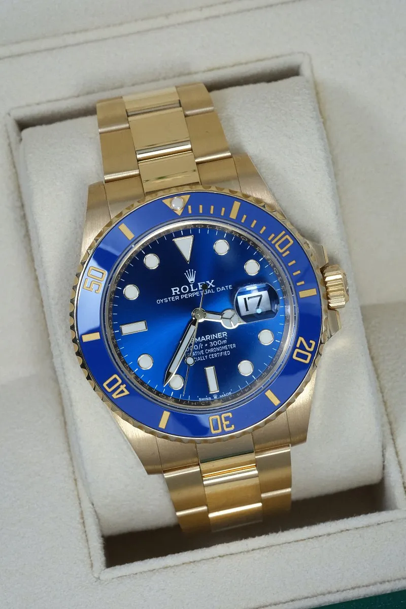 Rolex Submariner Submariner Date 18K Yellow Gold Men's Watch