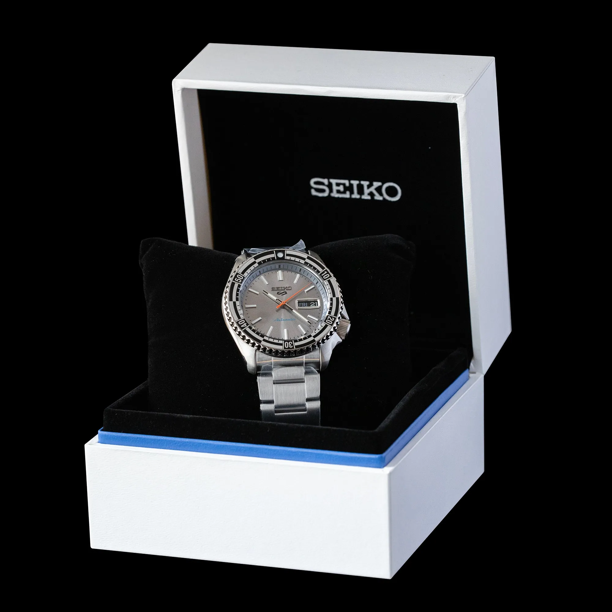 Seiko 5 - SKX Sports Style Automatic SRPK09K