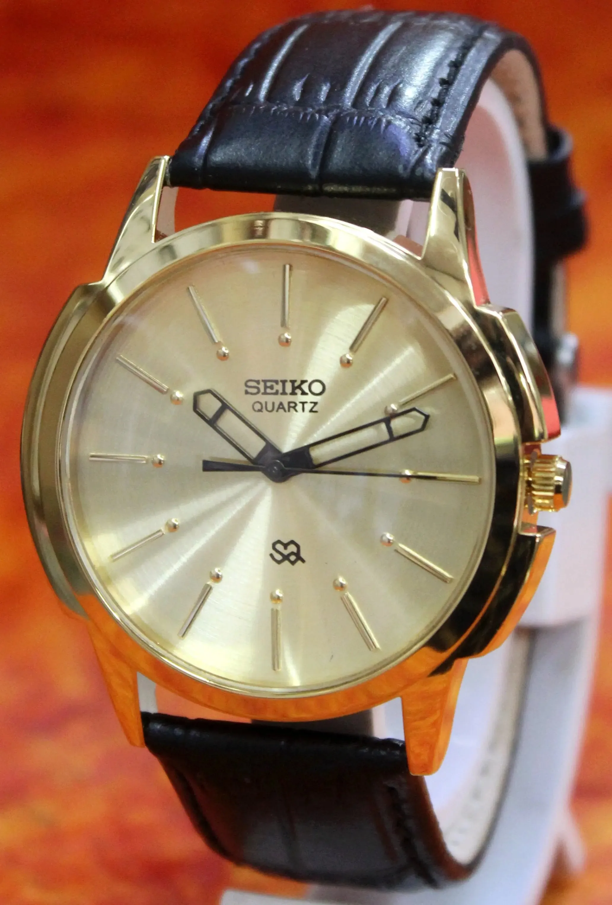 Seiko Quartz Japan Made Gold Plated Case Gold Dial Faux Leather Strap Wristwatch