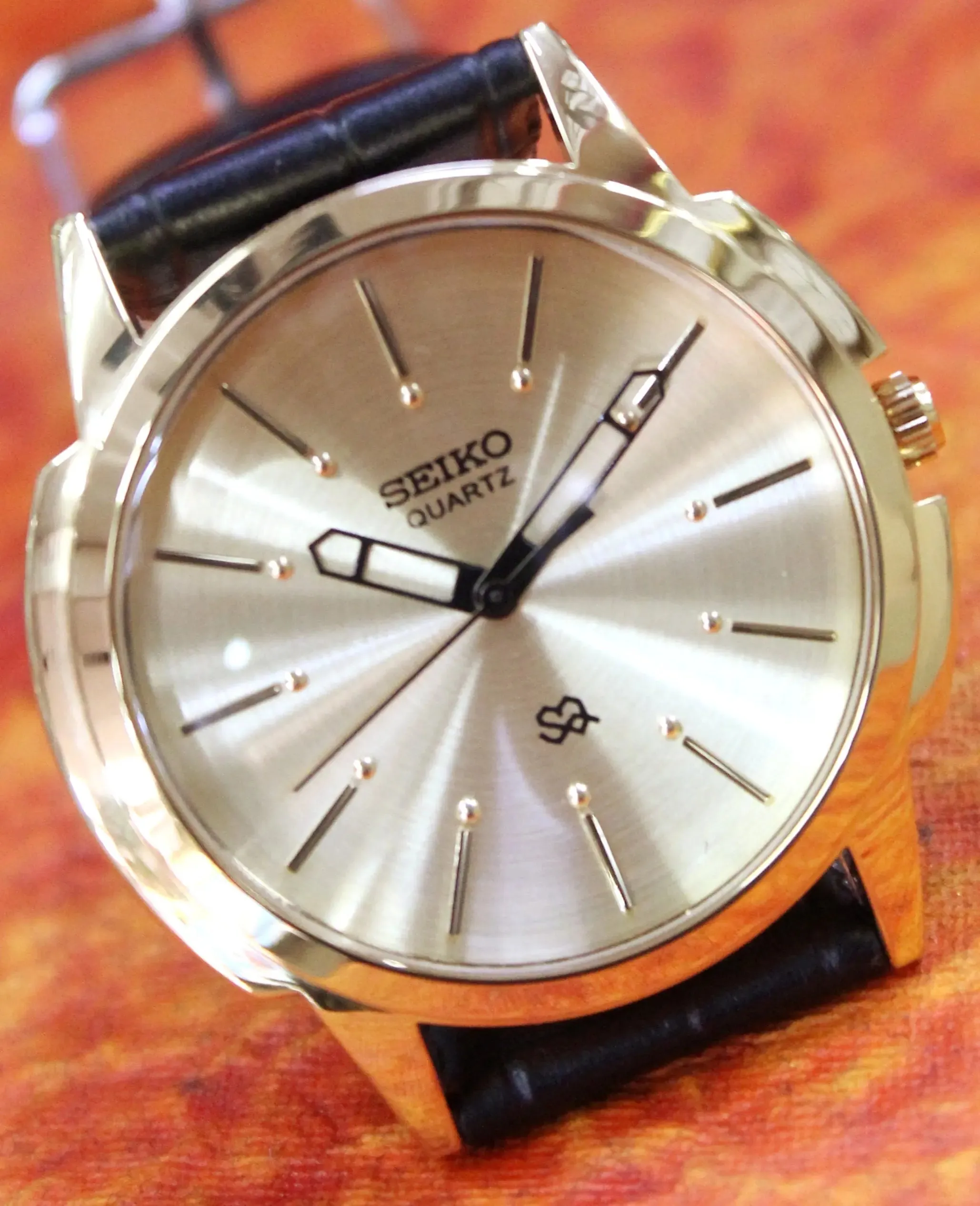 Seiko Quartz Japan Made Gold Plated Case Gold Dial Faux Leather Strap Wristwatch