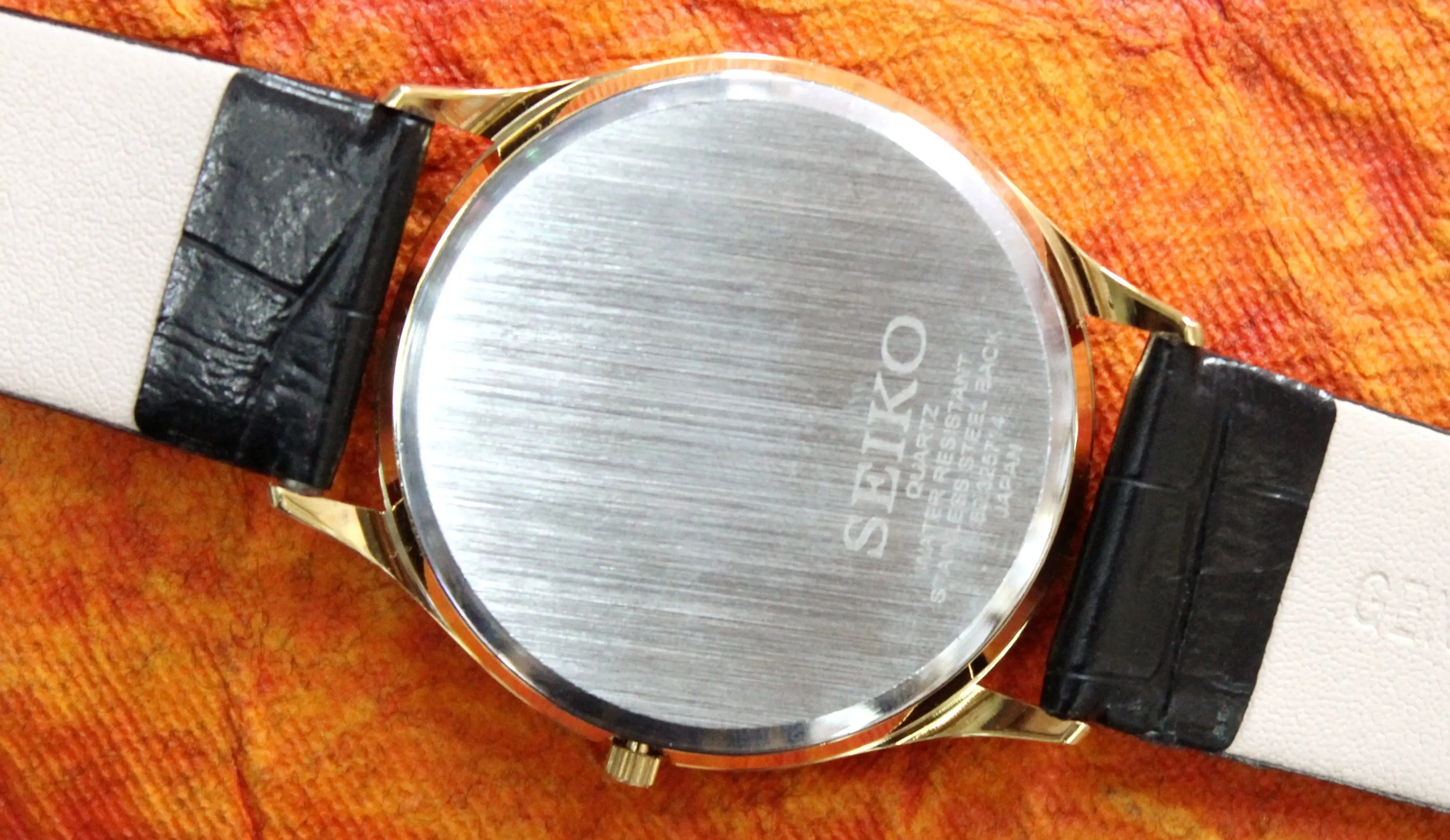 Seiko Quartz Japan Made Gold Plated Case Gold Dial Faux Leather Strap Wristwatch
