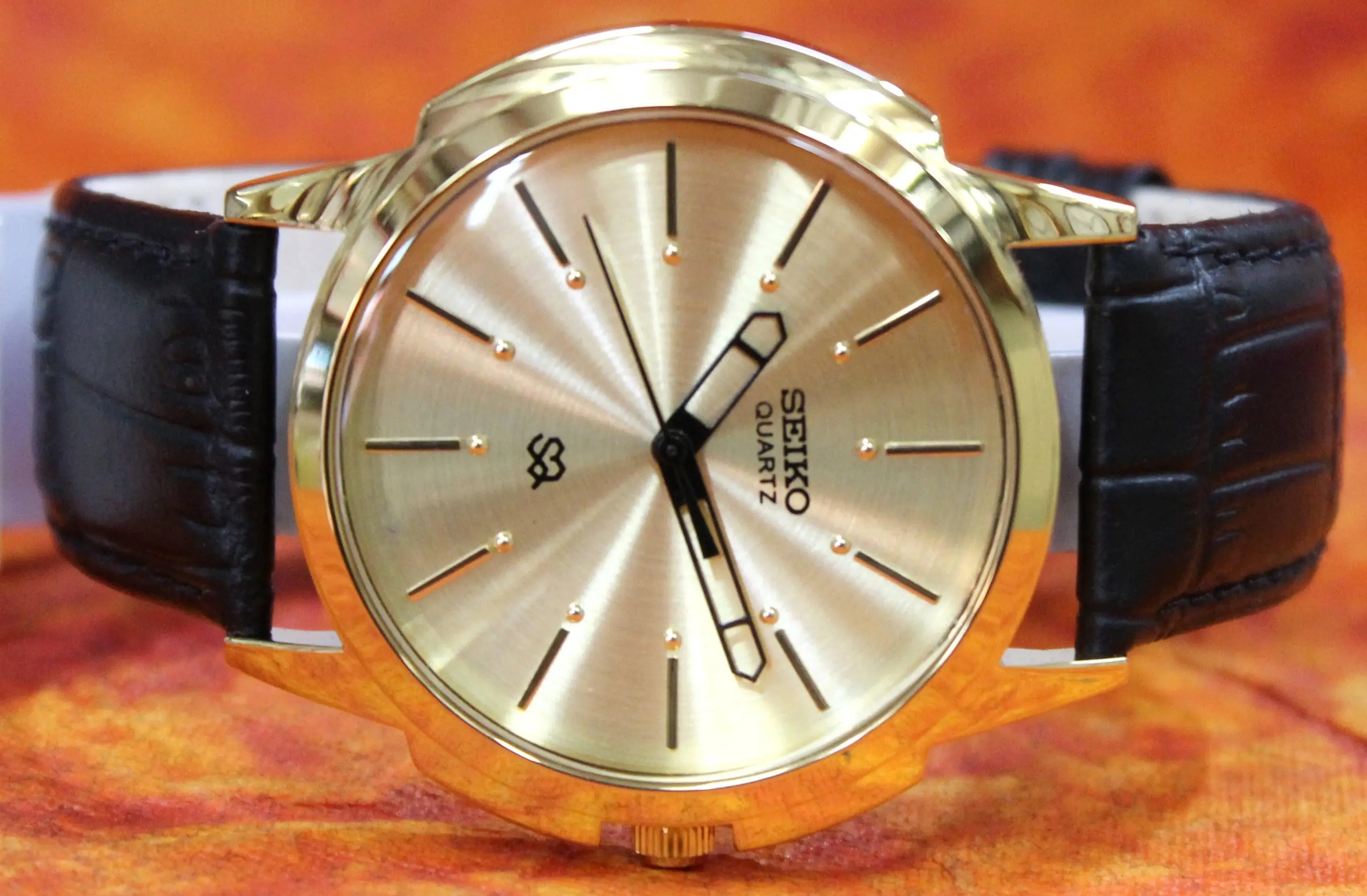 Seiko Quartz Japan Made Gold Plated Case Gold Dial Faux Leather Strap Wristwatch
