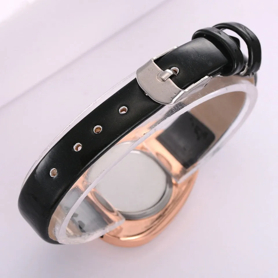 Sidiou Group Wholesale Fashion Luxury Snake Triangular Shape Women Watch Ladies Retro Roman Scale Crystal Quartz Watches Female Dress Watch