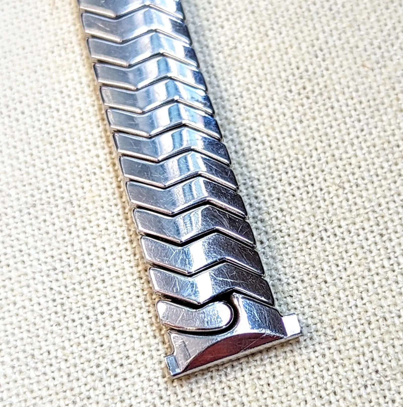Vintage JB CHAMPION Watchband 16mm Center Scissor Expansion Bracelet ALL S.S.